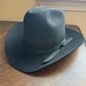 Beaver Hat Brand 7xxxxxxx